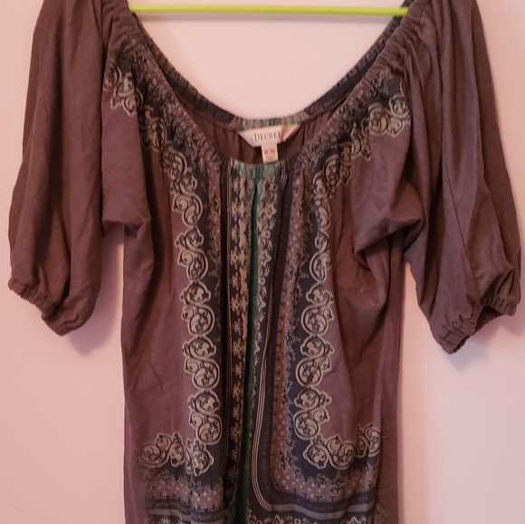 Tunic - Picture 2 of 3